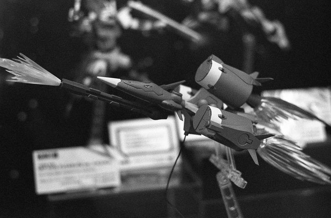 エクサクタVX
カールツァイス・イエナ ビオター 58mm F2
ローライR3 400(期限切れ) 