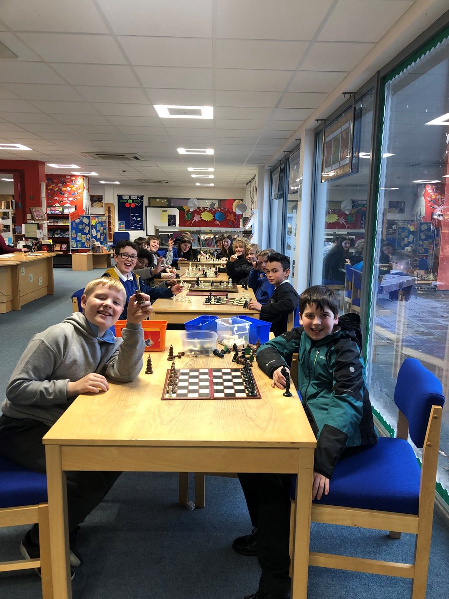 TheCSOA_LRC's tweet photo. @TheCSoA #readingforpleasure #LRClunchtimefun
P6 and 7's enjoying their lunchtime chess club. Thank you, Louis and Grace for organising this. https://t.co/vexvX1BTGU