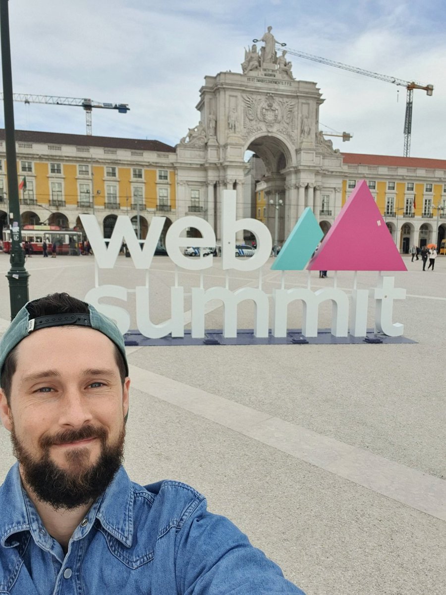 Speccing out the city, already 3x deep in Portuguese tarts.
#Lisbon #Lisboa #WebSummit2022