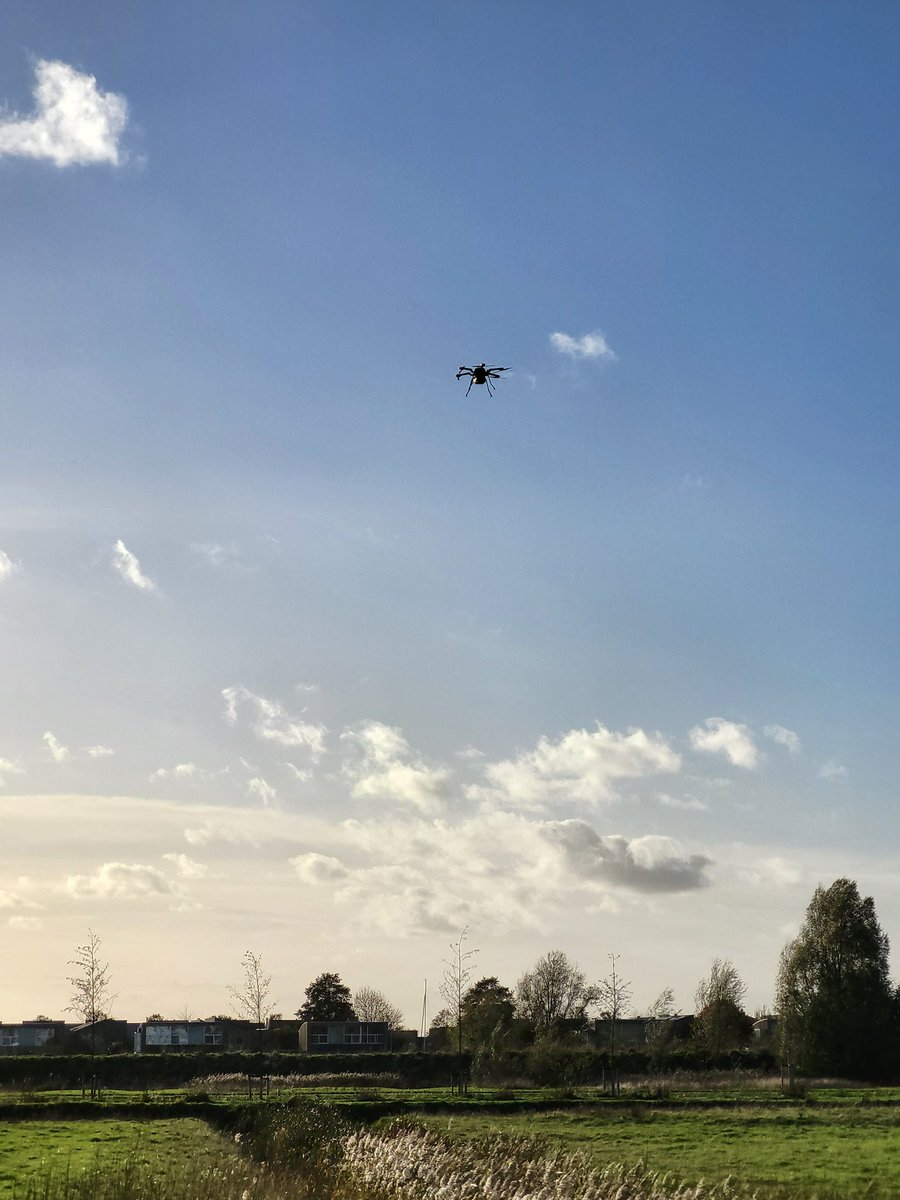 Vandaag mogen we op Zernike kijken naar mobiliteit van vissen, de hyperloop, inspectieschip, autonoom vervoer én de drone.
#nvc2022