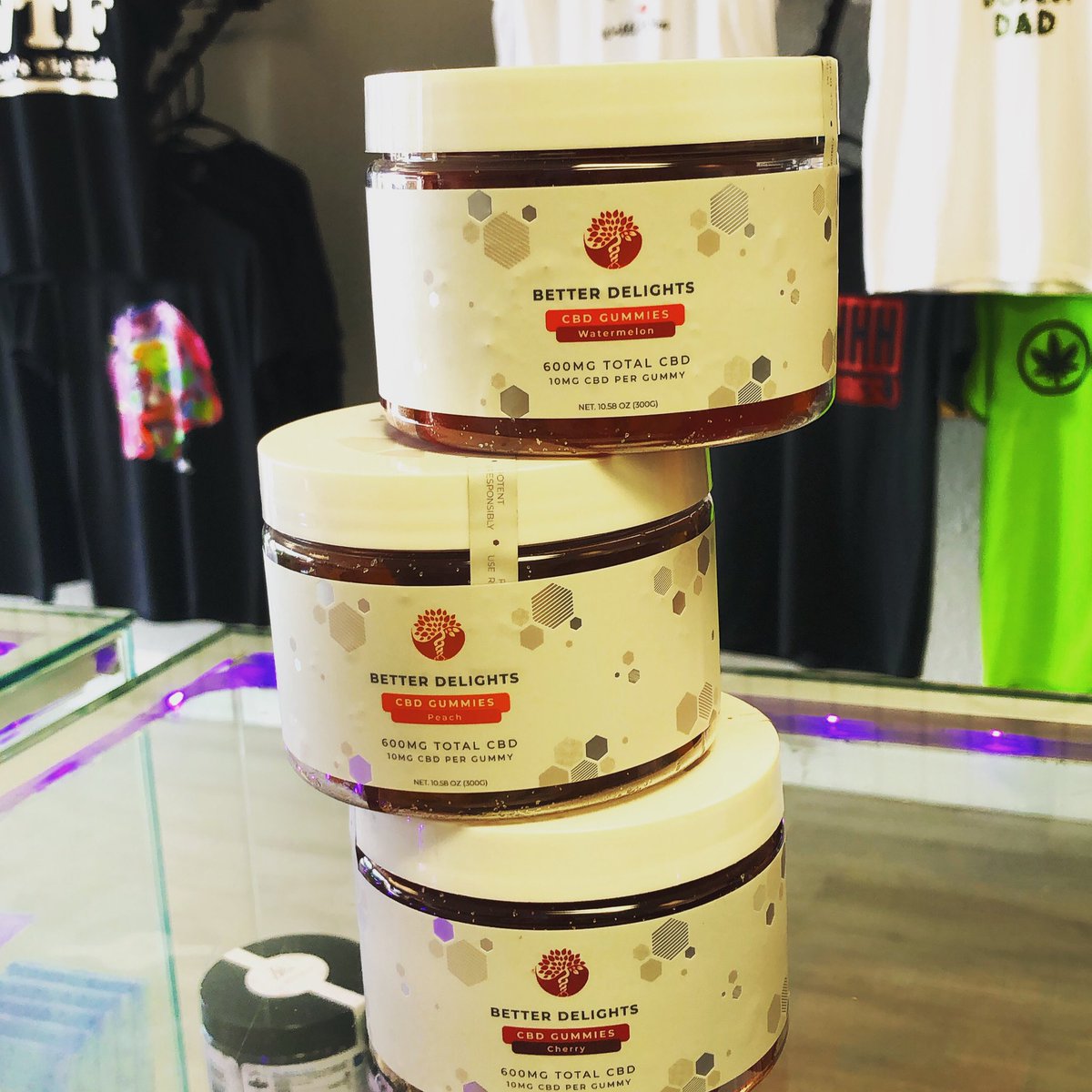 THCNorthPort's tweet photo. Creating Better Days has great Nano #CBD gummies that are #thcfree and work great at relieving stress and muscular tension! #northportfl #creatingbetterdays #trihealthycbd #relief #hemp #gummy https://t.co/QzudhxMuFc
