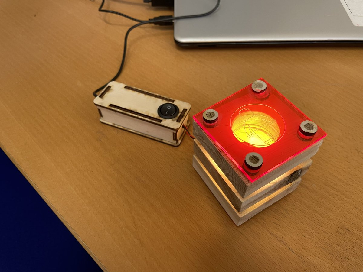 Prototyping a new project <a href="/DT_Chat/">D&T Chat</a> #design #technology #d&amp;t
