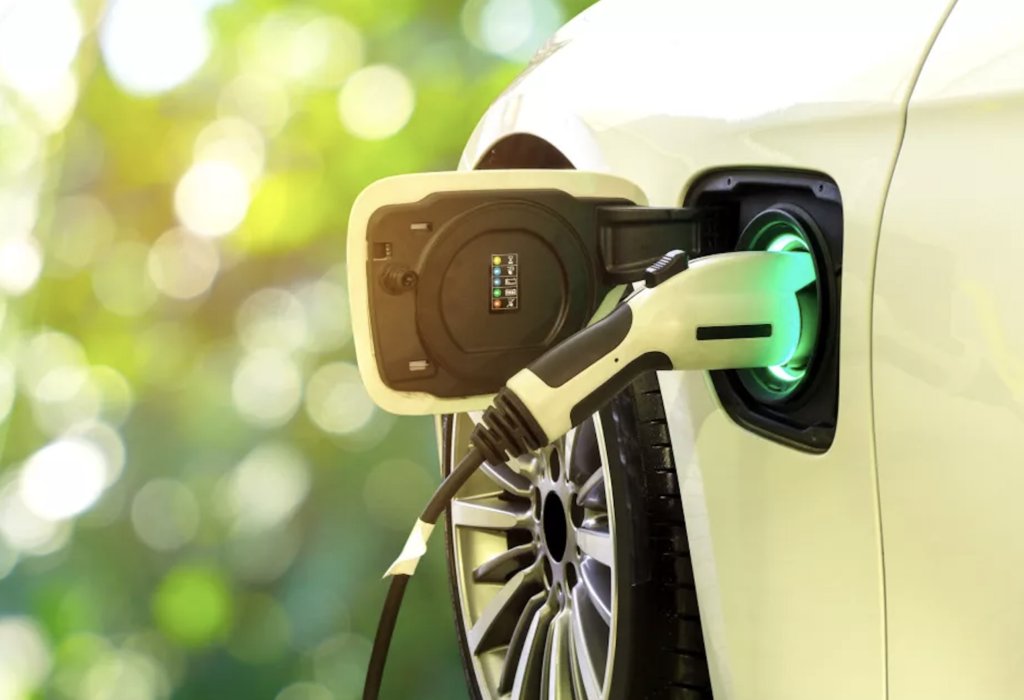 VistraCorp's tweet photo. NEWS: Vistra Launches First-of-its-Kind Solution for Electric Vehicle Owners 
https://t.co/giJoYr82jP https://t.co/bNQIa188LS