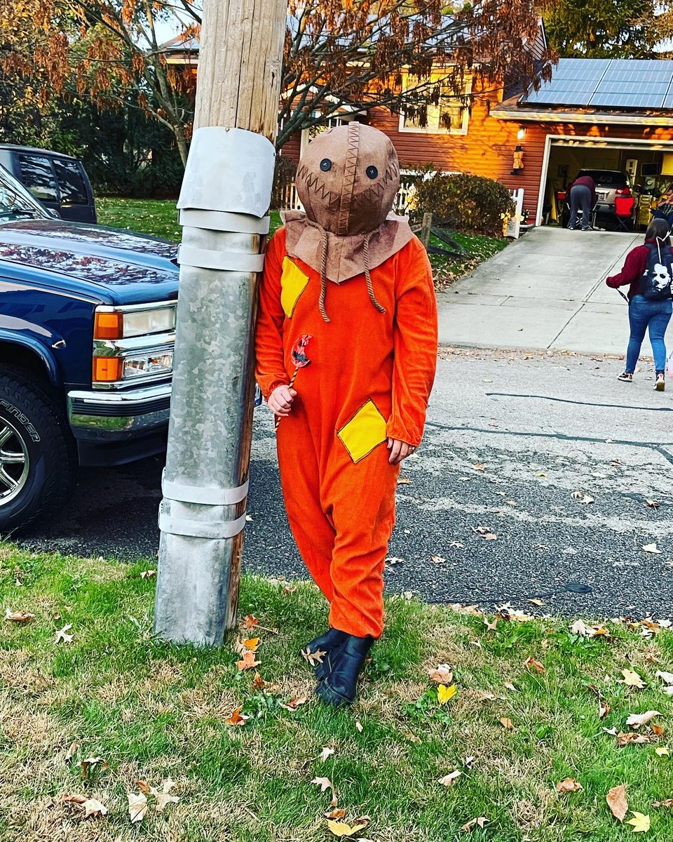 kelsyann17's tweet image. Rules of Halloween:
1. Wear a costume
2. Hand out treats
3. Never blow out a jack o lantern
4. Always check your candy
#trickrtreat #trickrtreatsam #checkyourcandy