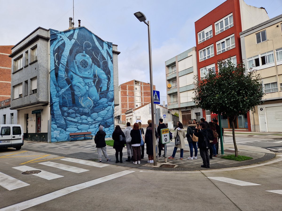 🧭Hoxe tivemos roteiro guiado con alumnado da <a href="/EASD_Picasso/">EASD Pablo Picasso</a> da Coruña. Cundiu moito! Volvede cando queirades!