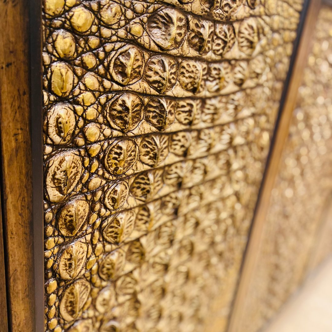 I am convinced that abstract form, imagery, color, texture, and material convey meaning equal to or greater than words. -Katherine McCoy bit.ly/3UbRP34