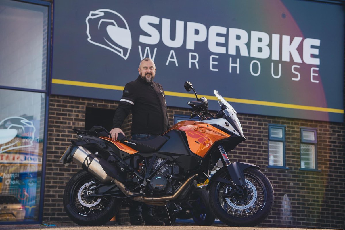 superbikewh's tweet photo. What a beautiful day to be picking up a new bike!
This lovely KTM 1190 Adventure has just been collected by Shaun!
Enjoy!
#ktm #ktmsuperduke #ktm1190 #ktmadventure #ktmmotorbike #ktmmotorcycle #ktmmotorrad #motorrad #superbikewarehouse #sbwh #supermoto #ktmsupermoto https://t.co/wv5Jz9c8mP