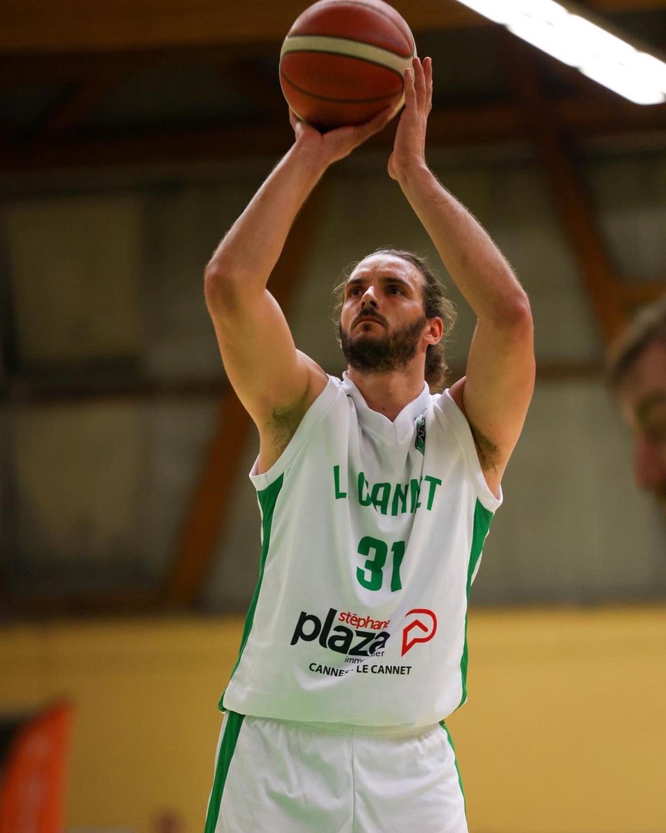 Samedi soir l’équipe s’est imposée face à Grenoble, #victoire pour un 7/7 ! ✅

📸 @mikomissana