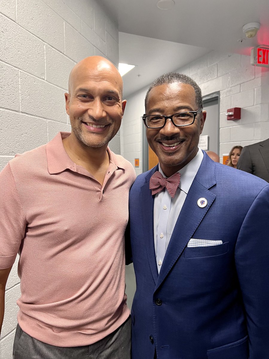 It was a pleasure meeting ⁦<a href="/KeeganMKey/">Keegan-Michael Key</a>⁩ during his visit to ⁦<a href="/FLMemorialUniv/">Florida Memorial University</a>⁩.