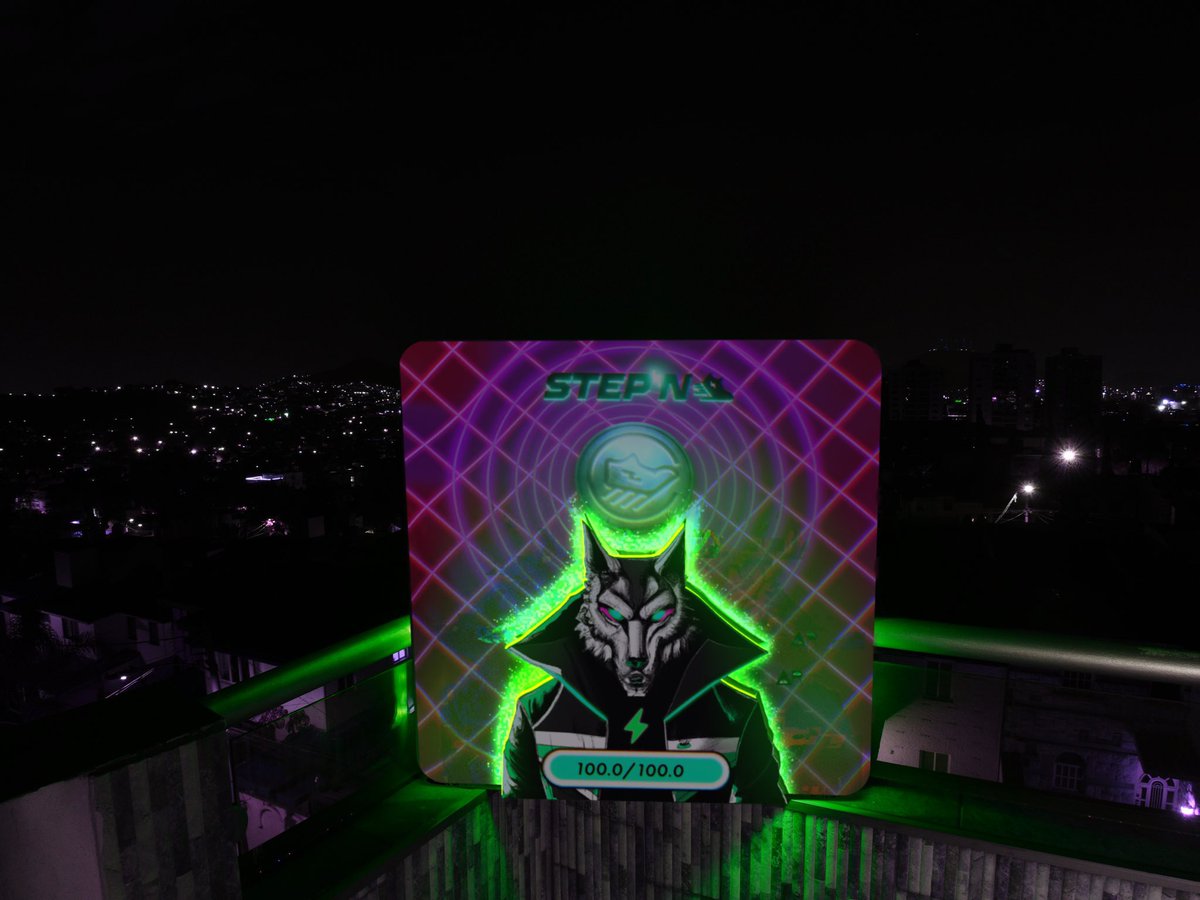 Wolf_Epic_Club's tweet photo. 3/ To strengthen those bridges from virtual to reality, Armandi could create a physical declination of your NFT using overlays of laser cut pieces.

Playing with the lights to showcase your work of art, something that has really never been done before ! https://t.co/ri9bVmaiIc