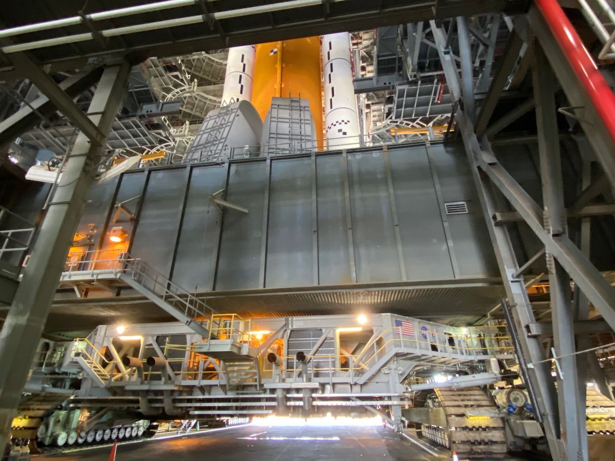 Crawler-transporter 2 is now in place under the mobile launcher, @NASA_SLS, and @NASA_Orion in High Bay 3 of the Vehicle Assembly Building. The crawler will lift the entire stack up and roll to Launch Pad 39B as soon as Nov. 4. #Artemis