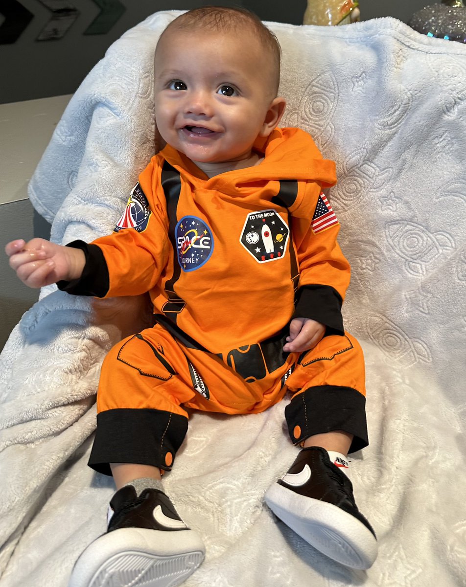 Happy 1st Halloween JJ!! It’s safe to say we could not make up our minds on what you should be this year! I hope he brings a smile to your face like he does to mine every day! My🌎