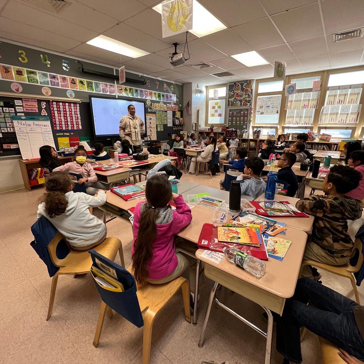 2-314 had some much fun with John from Lotus. He taught students Native American words and even lead them in the alligator dance. They are so excited to continue learning with him these next couples weeks. @LotusMusicDance @NYCSchools @D27NYC