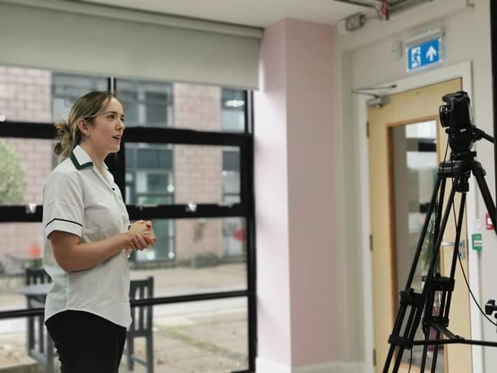 COPDSupportIre's tweet photo. We had two more ladies in yesterday recording for World COPD Day!! Thanks to Eva Byrne, Senior Occupational Therapist and Teresa Madden, member of our Limerick Support Group and SingStrong! Keep an eye on our website https://t.co/iT5kyeu691 and social media over the coming weeks! https://t.co/tPyHT1tIOU