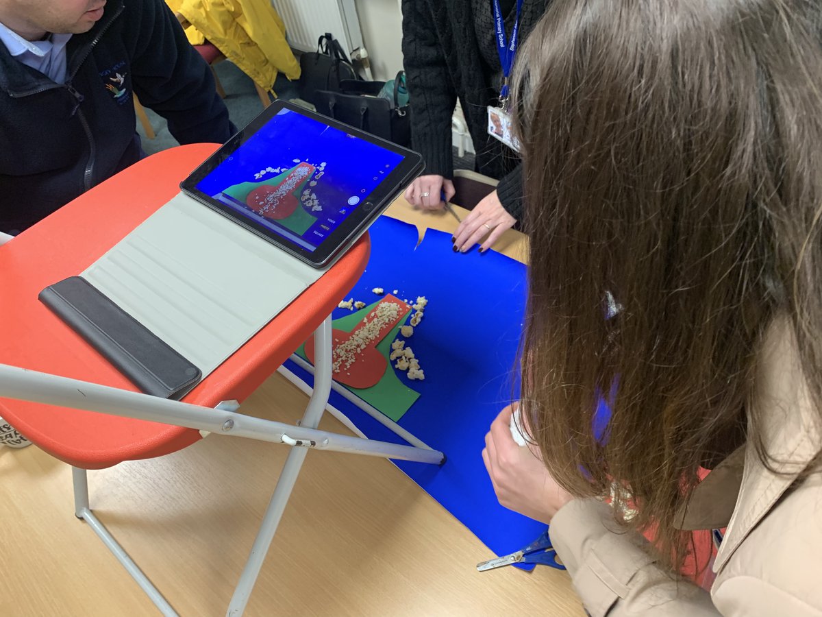 NTAppleRTC's tweet photo. 🌍 We have had a great afternoon exploring how we can engage and excite the teaching of Geography through the use of iPad in the first of the 'Using Apple Apps in...' series! 🗺 @NTLearningTrust @AppleEDU  #AppleRTC #AppleEDUchat https://t.co/SFmQIvLc4x