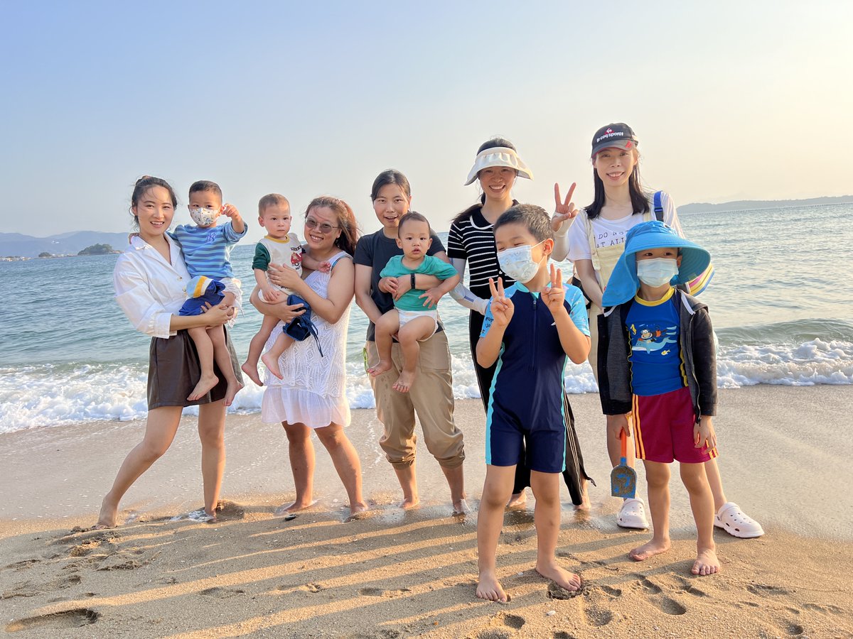 LifeAtAvature's tweet photo. The end of year celebrations are on✨

On October 28, Avaturians in Shenzhen spent the night at a hotel together and with the super cute company of their kids! They relaxed, enjoyed time by the beach and pool, and had a nice dinner😎

This is how we #CelebrateTheAvatureSpirit https://t.co/071K2XHBp7