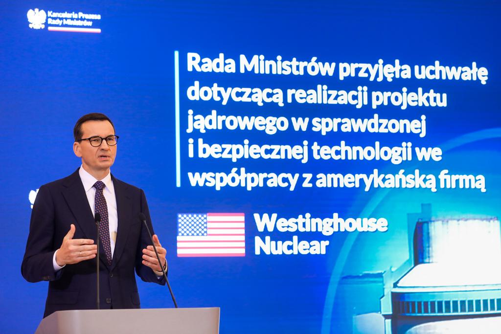 WECNuclear's tweet photo. PM @MorawieckiM: "This technology is the most advanced and has the greatest safety features against possible threats. Today's resolution of the Council of Ministers on the choice of technology is also the choice of a US partner, @WECNuclear, which has proven technology." https://t.co/EChvZuWsTM