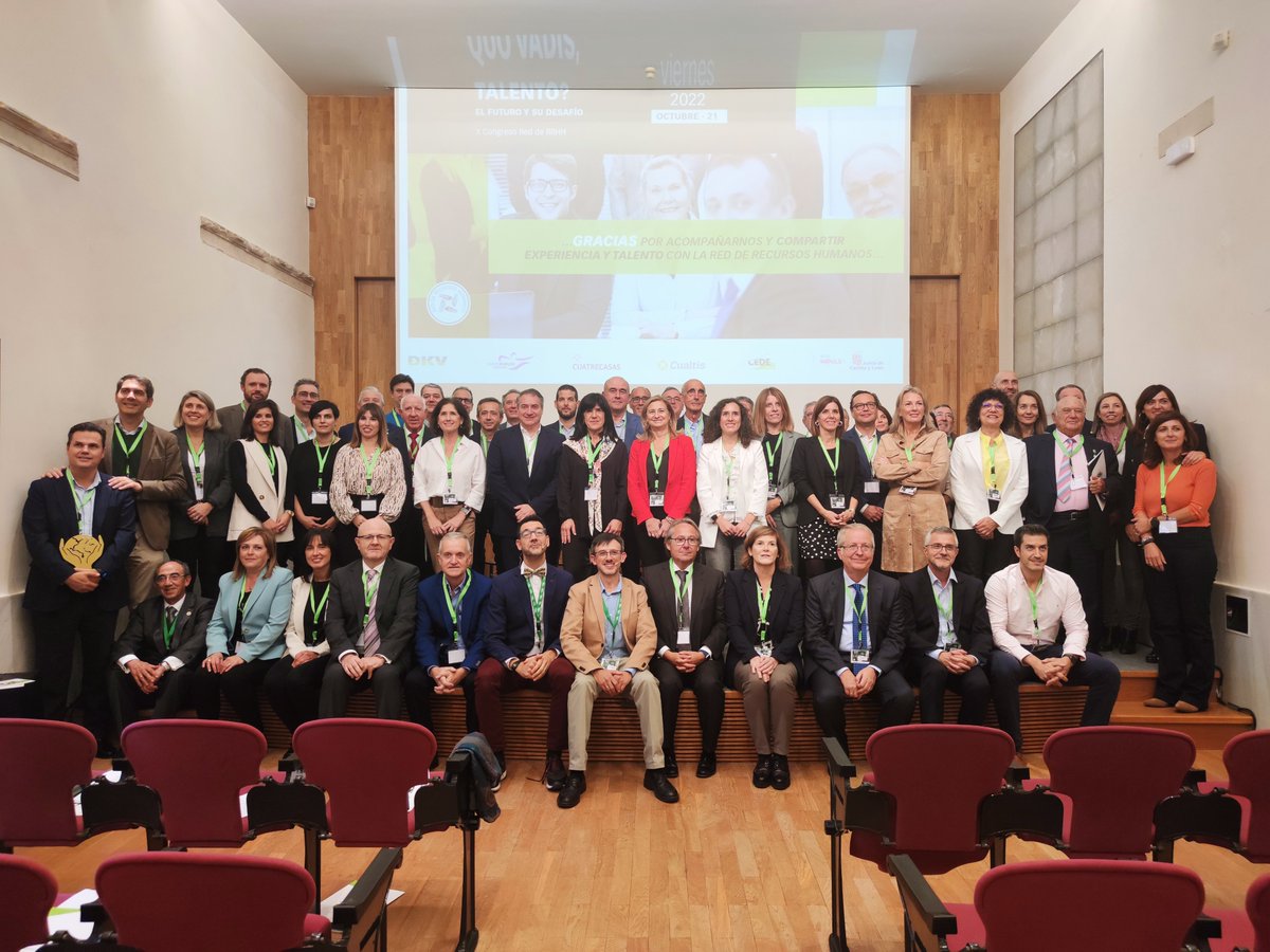 DKV Salud (ES) (@dkvseguros) on Twitter photo El pasado 21 de octubre, Juan Manuel Chicote, director de Personas en DKV, participó en la jornada organizada por <a href="/Cedered_EBG/">Cedered_EBG</a> “¿Hacia dónde va el talento? Reflexiones y proyectos para mejorar la gestión del talento en las organizaciones”.
#NegocioResponsable El pasado 21 de octubre, Juan Manuel Chicote, director de Personas en DKV, participó en la jornada organizada por <a href="/Cedered_EBG/">Cedered_EBG</a> “¿Hacia dónde va el talento? Reflexiones y proyectos para mejorar la gestión del talento en las organizaciones”.
#NegocioResponsable