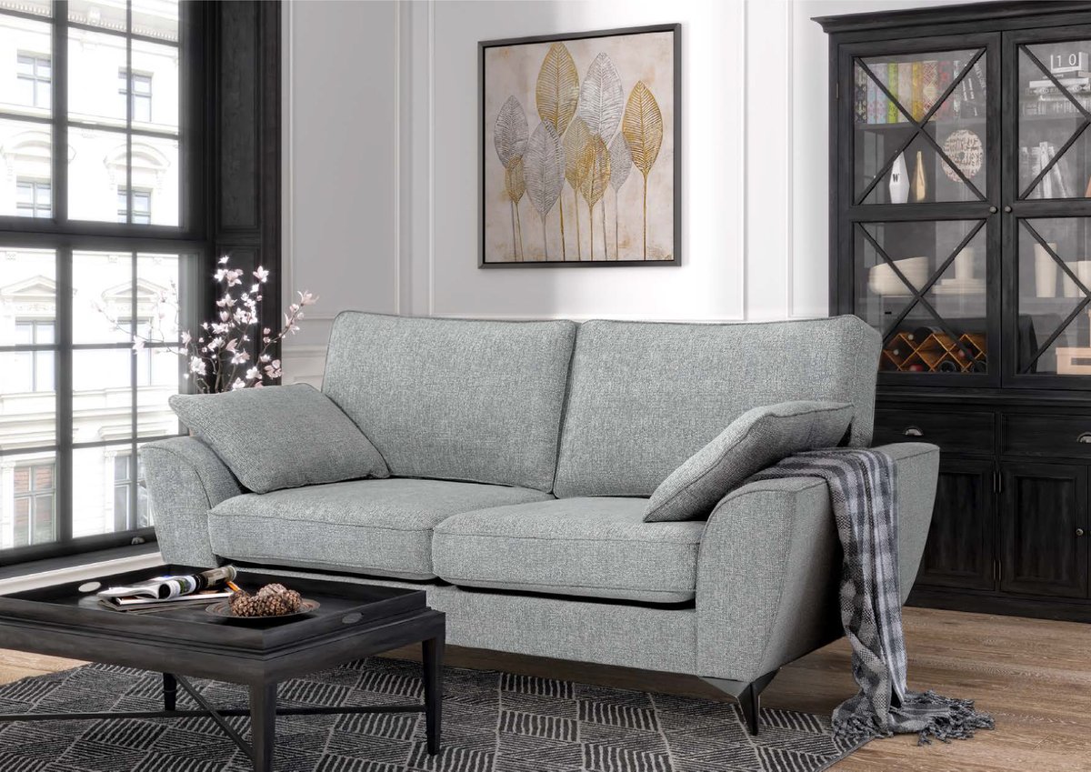 Want your new sofa in time for Christmas?
There's still time!
Order in-store before 5pm, Sat 5th Nov.
readersinteriors.co.uk/sofas-chairs-c1