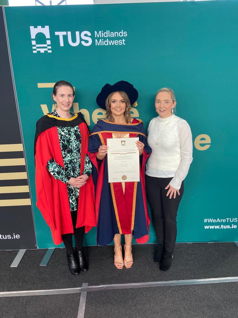 Congratulations to @DrKieraWard on your PhD and well done to supervisors @Niamhnic4 and @DrDianeCooper. Kiera’s project was on the effect of 60 days 6 degree head down tilt bed rest on the metabolic physiology of young, healthy males.
