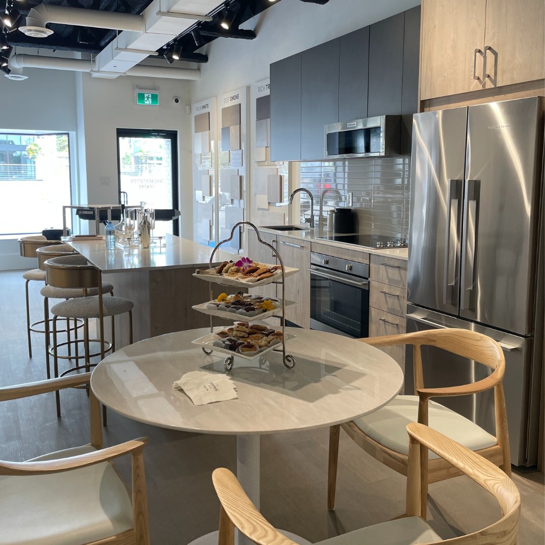 TCSMarketingSys's tweet photo. Thank you to everyone who attended the VIP opening for The Residences at Bronte Lakeside this past weekend. 

Located in the heart of Oakville's Bronte Village this condo community has suites starting from the $700's - REGISTER NOW at https://t.co/qt7b7Av3zL https://t.co/RI6HEhUHKj