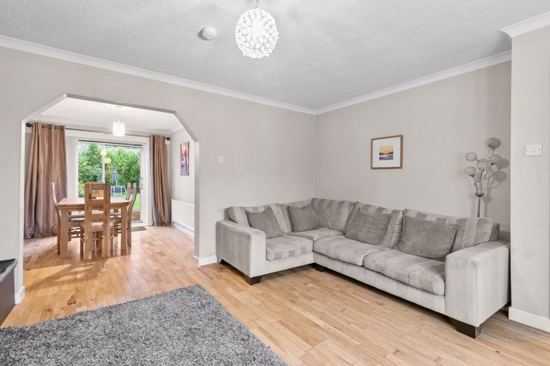 Check out this Detached House in Alexandria, West Dunbartonshire on Scotland's Property Guide scotlandspropertyguide.com/property/strat… 

#scotlandpropertyforsale #scotlandsbestproperties  #housesforsale #homesforsale #estateagentsuk #estateagents #estateagentsscotland #scotlandspropertyguide