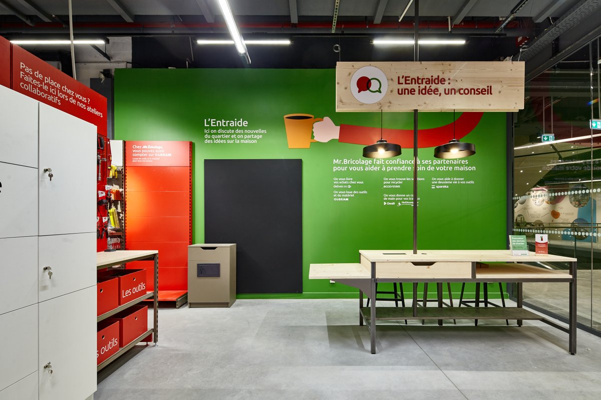 🟢 🛠 Une nouvelle stratégie d'offre produits et services pour le magasin @MrBricolageSA du centre commercial "Les Ateliers Gaîté" à Montparnasse 🛠 🔴
#gaîtémontparnasse #mrbricolage #services #Magasin #montparnasse #paris #bricolage #Retail #inspiration #implantation #designer
