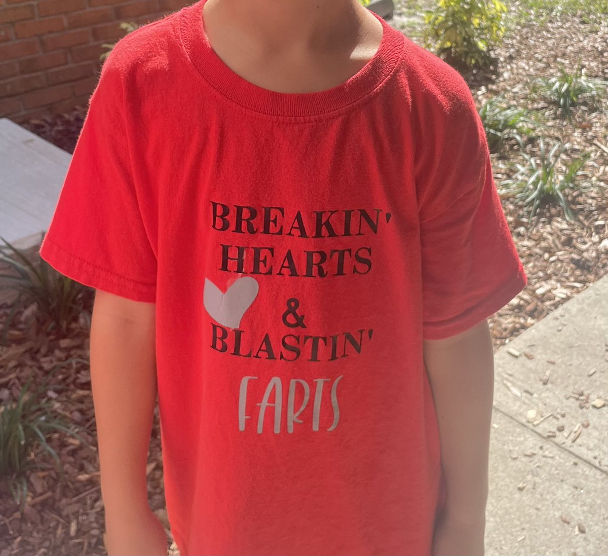 MissSelahG's tweet photo. Shirt of the year award goes to… 🥁 🏆 https://t.co/03rjPjYoKF