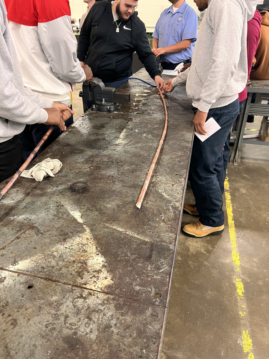 HVACTC's tweet photo. Soldering and brazing practice. #FunInTheLab #HvacLife https://t.co/ti4M2Mro3Y