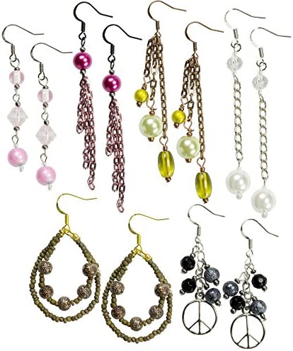 CHPLibrary's tweet photo. 🌱 Adults &amp; Teens sign up for our next Craft Club. 
🌱 Wednesday, November 16 at 3pm.
🌱 We will be creating our own earrings.
Register by using the link in our bio and find our Adult &amp; Teens craft club registration form. For any questions feel free to call us. https://t.co/GoTM1mP1iK