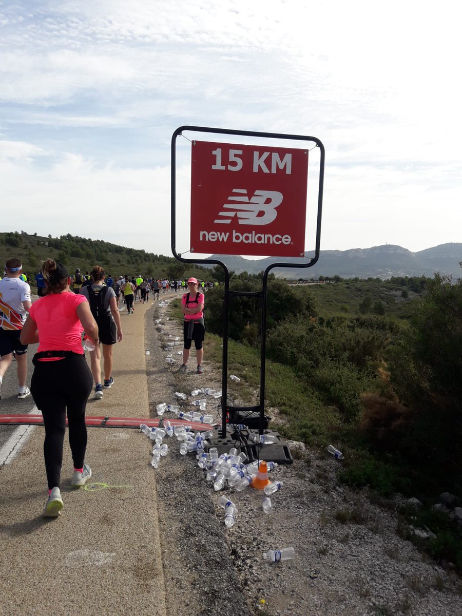 Retour sur le Marseille-Cassis 2022. Bravo aux 20.000 coureurs et à notre team de coureurs propres 👏 À l’arrivée, la fierté de s’être dépassé mais un constat clair : le défi plastique reste à relever...😨
+ d'infos : cutt.ly/jNSNqTf
