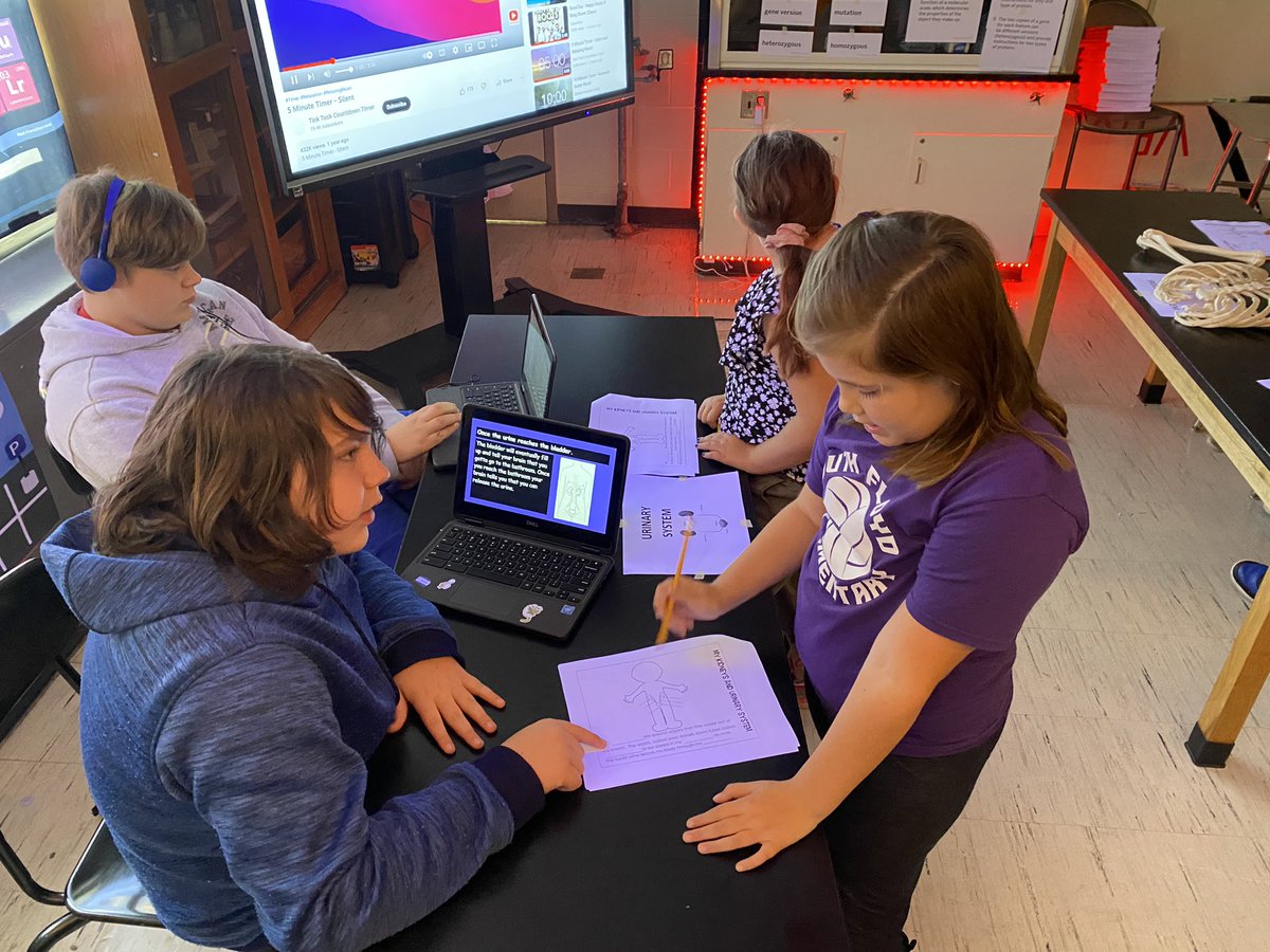 FCS STEM tweet media