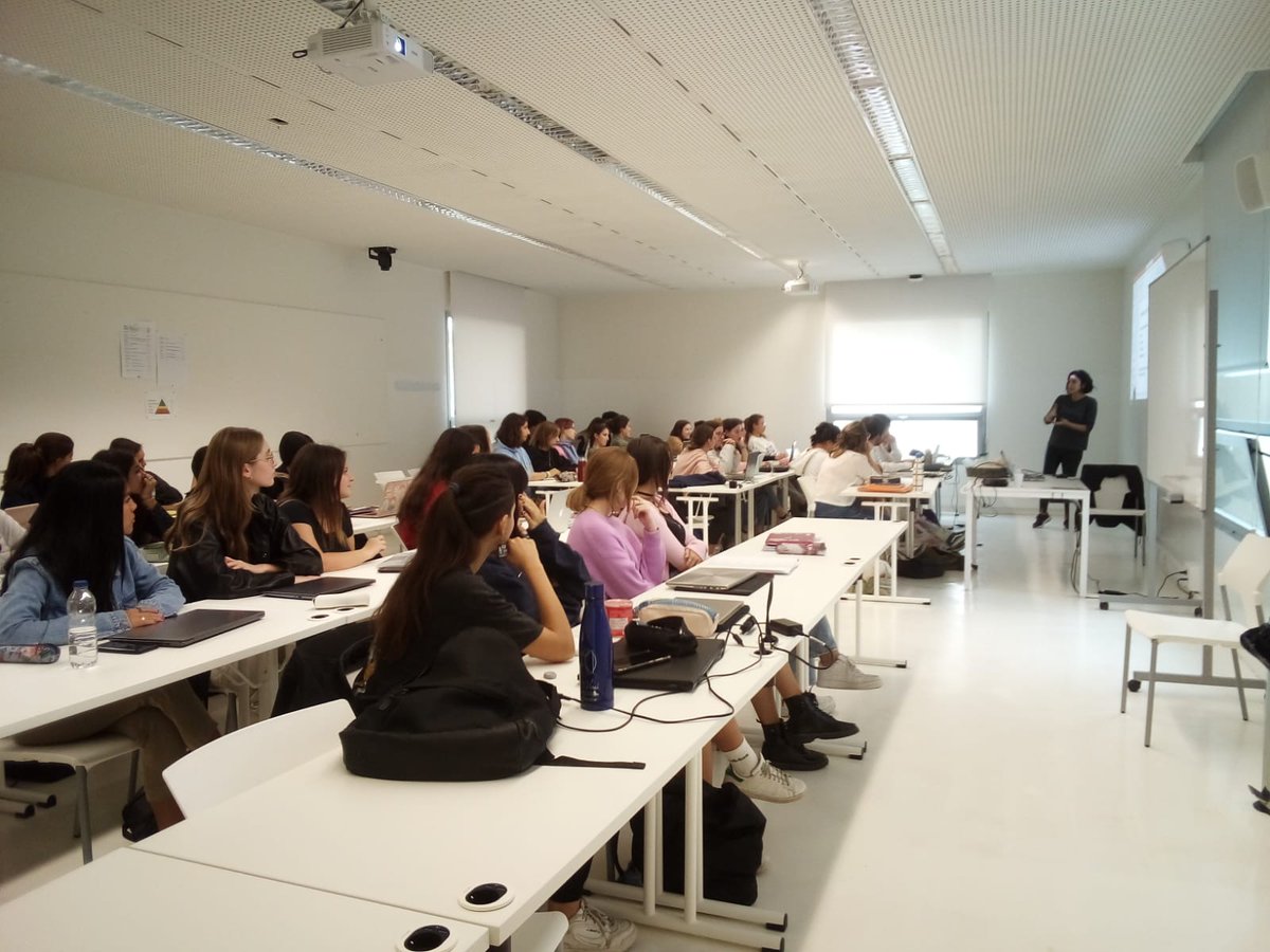 be_usj's tweet photo. We leave you some photos of Dr. Hazal Hayas from the University of Uskudar in Turkey who visited us last week under the Erasmus + Teaching program and gave classes in the Psychology degree https://t.co/cMo0gGVdsD