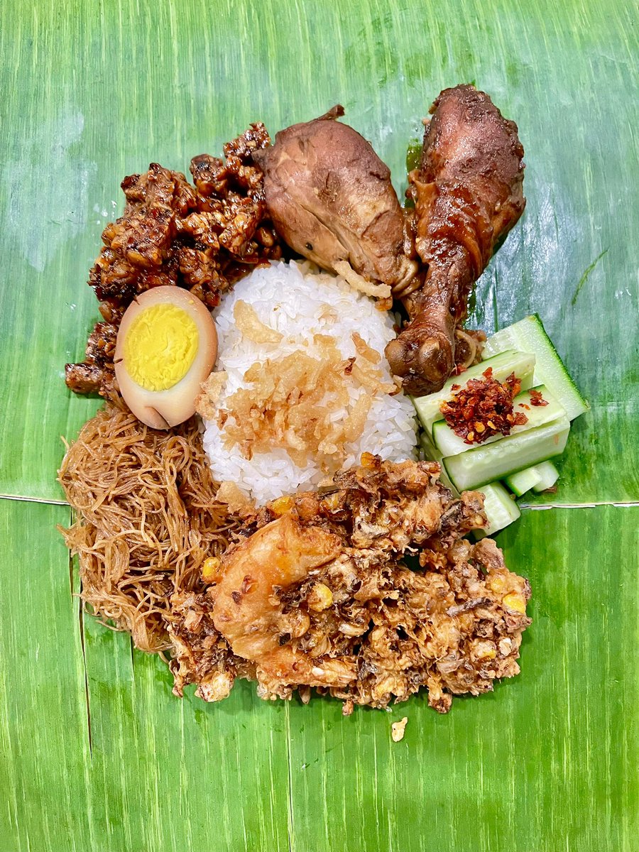 youngmanmsp's tweet photo. 🚨NEW ITEM; NASI CAMPUR KHUCING ; PRE ORDER FOR FREE DELIVERY Within 5 miles; LET US DO THE COOKING For YOUR PARTY; Check Out Online Or By Phone🚨*Optional Substitutions*

#youngmanmsp #nasikucingjakarta #nasicampurbali #kingfieldfarmersmarket #community #supportsmallbusiness https://t.co/EPHrbpKJbe
