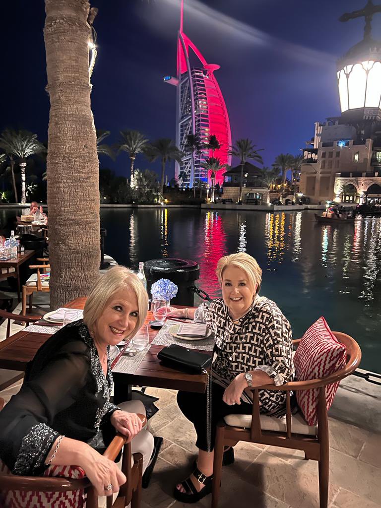 maireadfleming's tweet photo. Nice dinner view 😁@BurjAlArab #Dubai https://t.co/WiaiZQAvzd