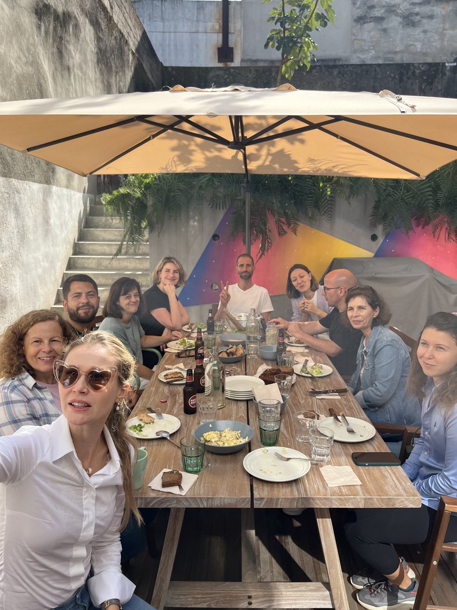 coworking_de's tweet photo. GCF international: Kristina von unserem Fördermitglied @cobot_me war in Portugal beim Coworking Nativo-Event unterwegs.
💙 Mehr im GCF-Blog: https://t.co/zIdbabLumt
#coworkinginporto #coworkingnativo #coworkingconference #coworkingportugal #cobot #gcfnews #gcfmember #membernews https://t.co/HM1zJrsVap