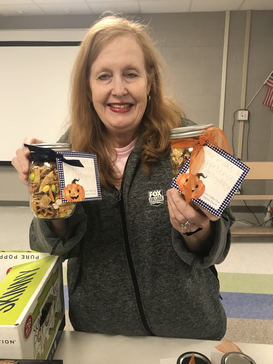marc_dent's tweet photo. Thanks once again to Mrs. Carla Allen and Valley View Baptist Church!!! Sometimes we educators feel as if our hard work goes unnoticed. Not so  says Mrs. Allen and Valley View! They made sure that each one of us knows that what we do is greatly appreciated!!!!!!#LWEC❤️ValleyView! https://t.co/Yi0RO8rUNr