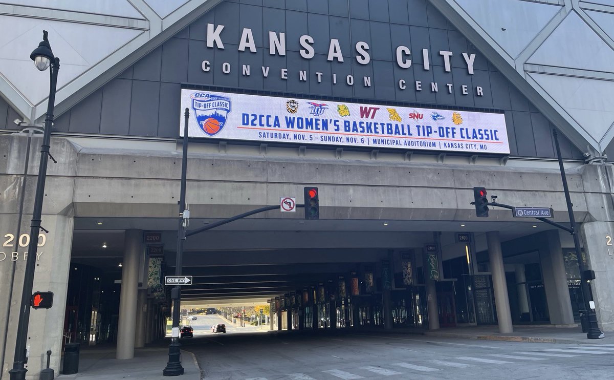 Can’t wait to welcome 8️⃣ of the Top ⁦@NCAADII⁩ Women’s 🏀 Programs to KC for the ⁦@d2cca⁩ Tip-Off Classic. 4️⃣ games Sat. and 4️⃣ games on Sun. at Historic Municipal Auditorium! ⁦@TheMIAA⁩ ⁦@FHSUWBB⁩ ⁦@MssuWbb⁩ ⁦@UNKWBB⁩ ⁦@GriffonWBB⁩