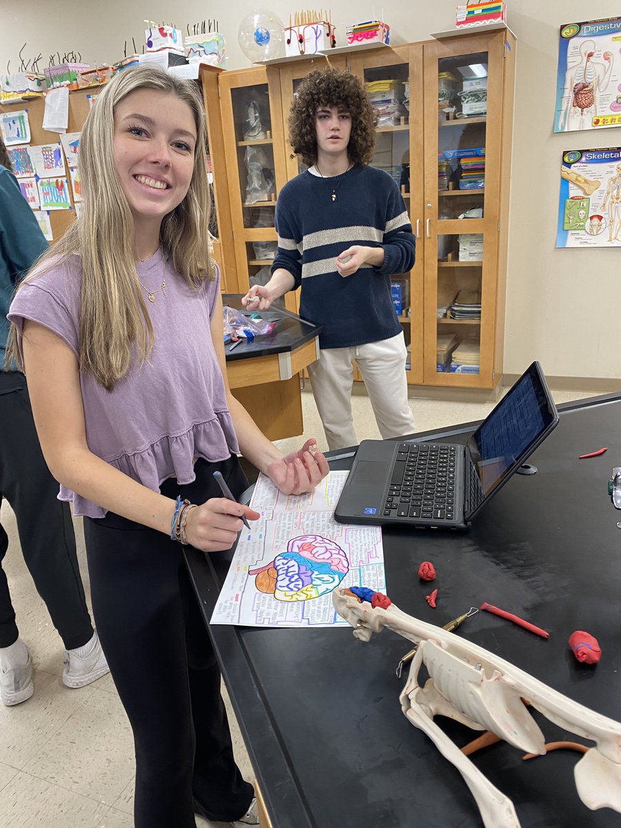 Working on the nervous system so naturally we have to build our manikins a brain! <a href="/wcsRHSccte/">RHS CCTE</a> <a href="/wcsCCTEks/">Kris Schneider</a> <a href="/wcsCCTE/">wcsCCTE</a> <a href="/PLTWorg/">Project Lead The Way</a>