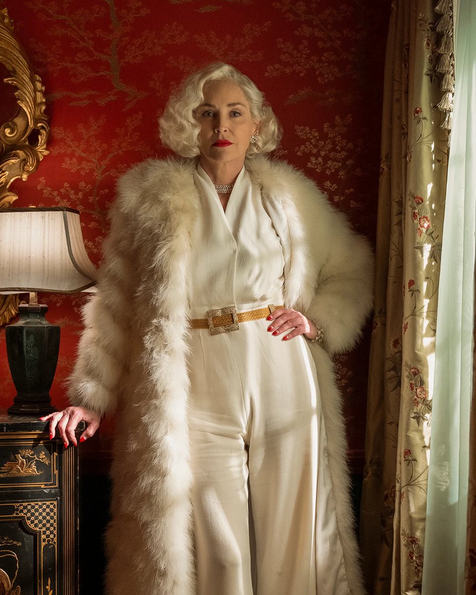 goldenglobes's tweet photo. Who else loved the vibrant revival of 1950s fashion in the Golden Globe-nominated TV drama, Ratched?
#GoldenGlobes #80thGoldenGlobes #Fashion #Style #SilverScreenStyle #FashionInFilm #Ratched #NurseRatched #1950s https://t.co/RaBarlTZcm