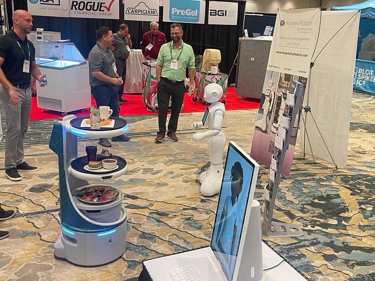 Are you in #Florida? Come to the #FloridaRestaurantLodging Show  and visit RobotLAB at booth 1101 to learn how #robots are bringing efficiency to the restaurant and hospitality industry! hospitalityrobots.com 
#restaurantrobots #hospitalityrobots