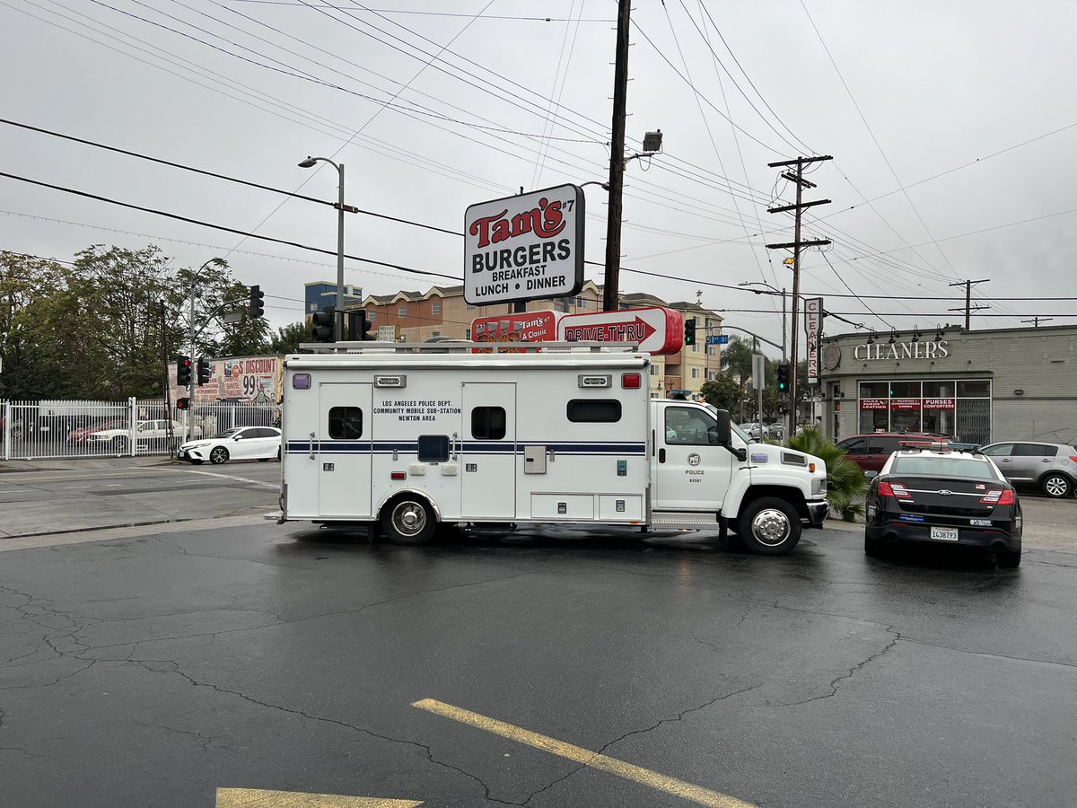 Meet your <a href="/NewtonLAPD/">Newton LAPD</a> SENOR LEAD OFCRS @ Tams Burgers #7.