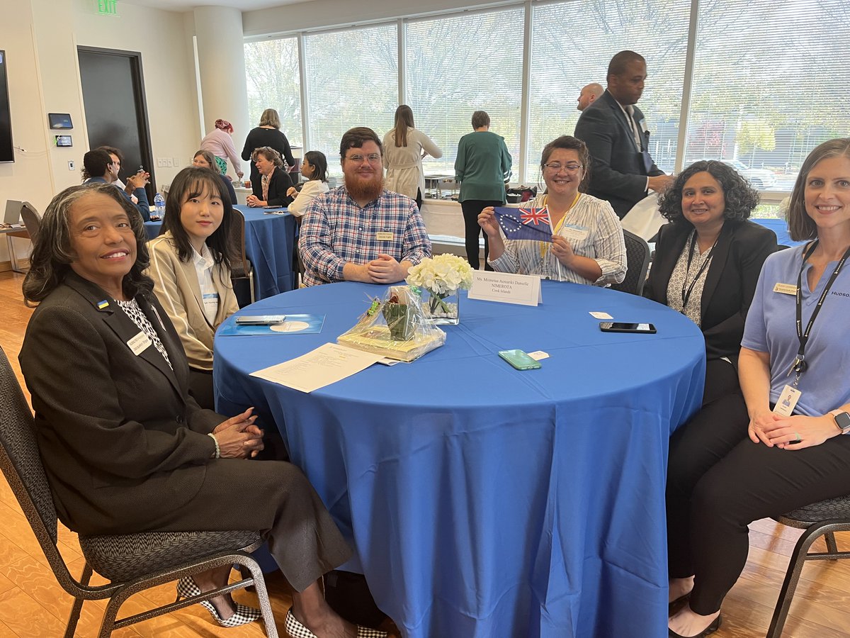 We want to thank Hidden No More: Women Leaders in STEM (<a href="/StateIVLP/">IVLP</a>) for joining us at HudsonAlpha this week! ​We had female leaders from Argentina, Australia, Bangladesh, the Cook Islands, Italy, North Macedonia, and the United Kingdom join us.

#HiddenNoMore #IVLP #Exchanges360