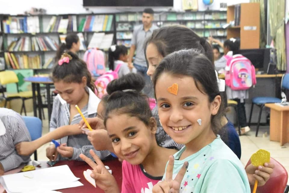 HopingPalestine's tweet photo. Children attend UNRWA run schools that are severely overcrowded, so it is difficult for young refugees to get the learning support they need. HOPING sponsors educational activities in the camp to help children study, learn, and realise their true potential. #HopingforPalestine https://t.co/grAtVaZLdd