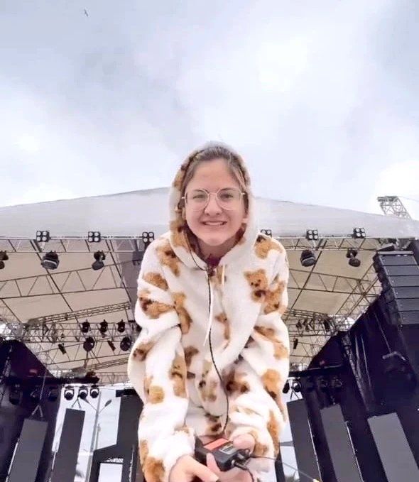 MarRendonR's tweet image. Hola Marcianos, recuerden que en su ciudad también pueden pedir "Laura No Está" o "Déjame Ir", escuchen la estación.

- Pide la canción
- Graba
- Etiquetanos

Aceptamos sugerencias por DM, vamos que @MarRendonMusica siga sonando en la radio!! 📻