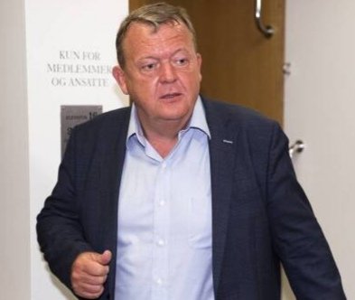 Baggaard's tweet image. Til låns er kun nøglerne, the force is not so strong within