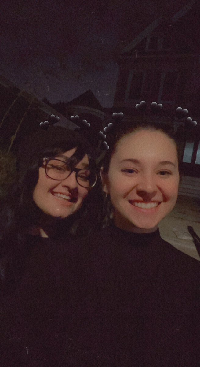 Zaleslight tweet media