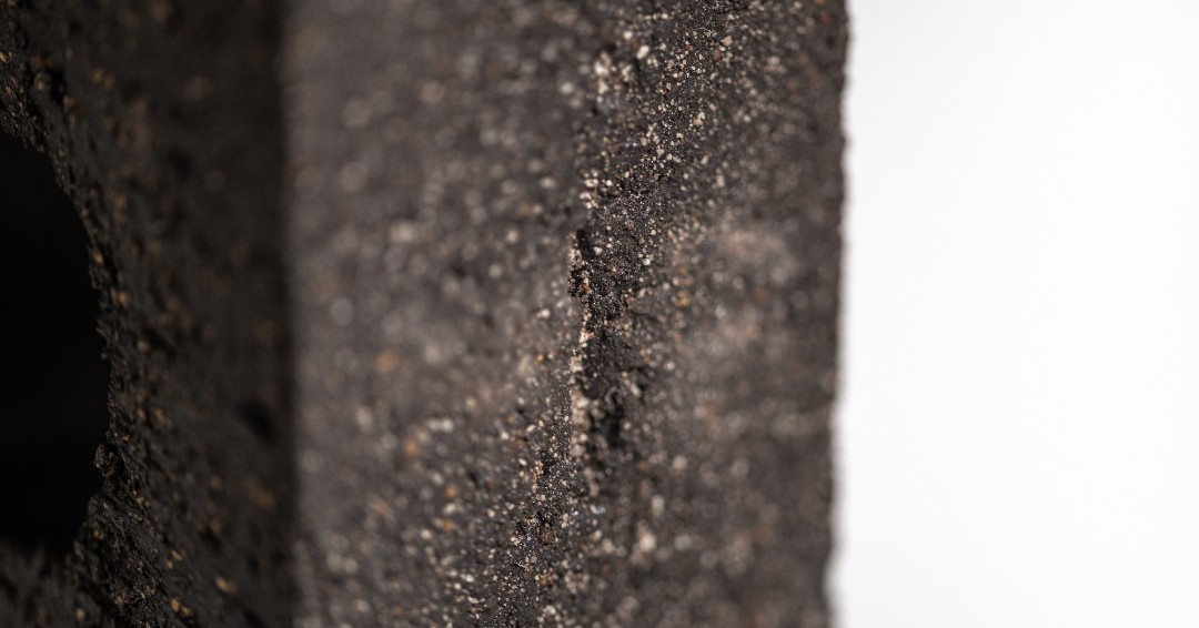 mbhplc's tweet photo. Blockleys is proud to introduce the new Kelham Black clay brick to its award-winning product range. This product forms one of three traditionally textured clay bricks which are best-selling products re-invented to offer an established aesthetic with a contemporary appeal. https://t.co/H6lW33lq9y