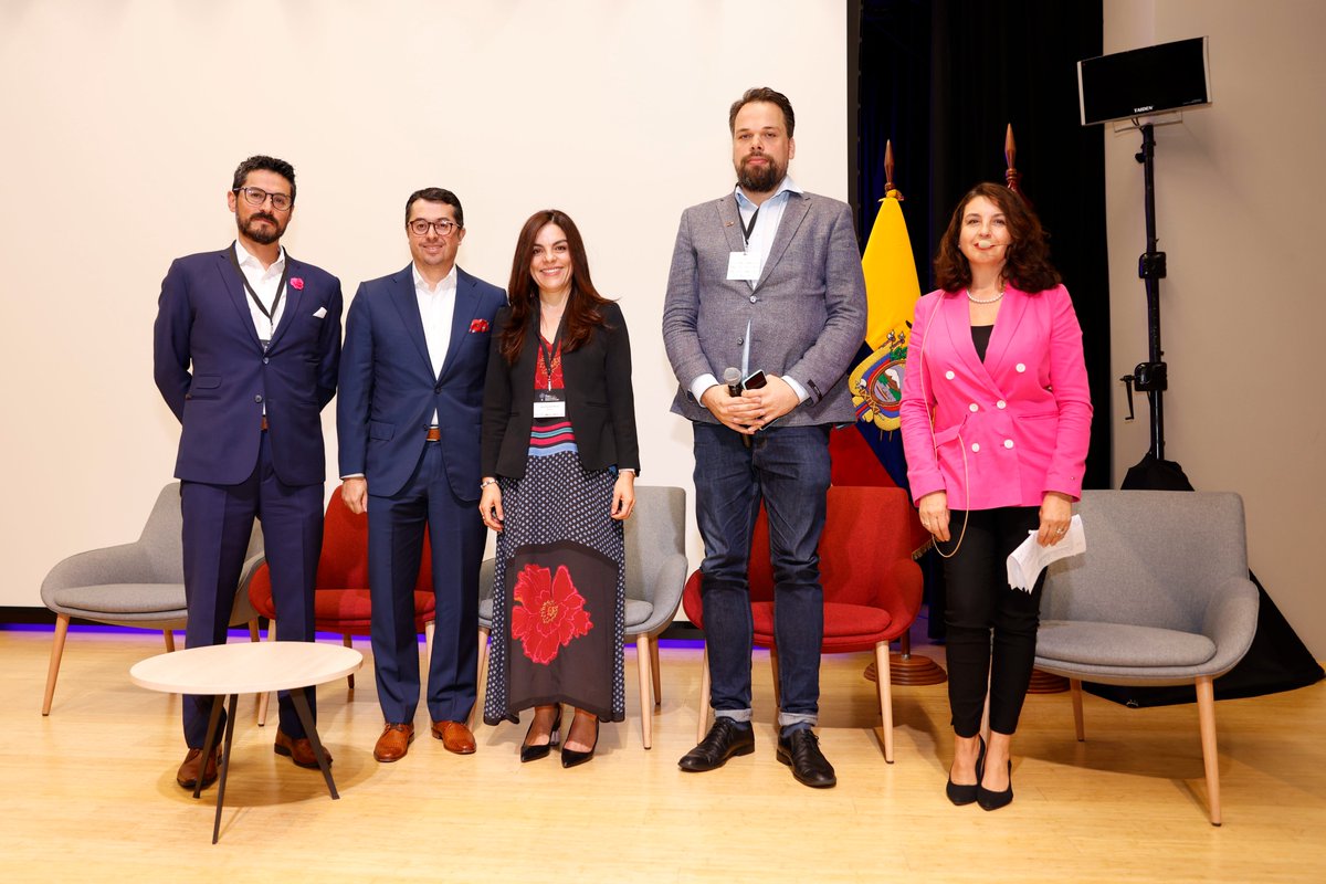 swisschamec's tweet photo. El 27 de octubre se llevó a cavo el Foro Internacional de Innovación y Productividad ⚙️. Una iniciativa llevada a cabo en conjunto con la Embajada Suiza, Embajada Alemana, Cámara Ecuatoriano-Alemana y la Universidad de Las Américas. 🇨🇭🇩🇪🇪🇨 
#Suiza #SwisschamEC #Innovación https://t.co/ZEnTOUneFs
