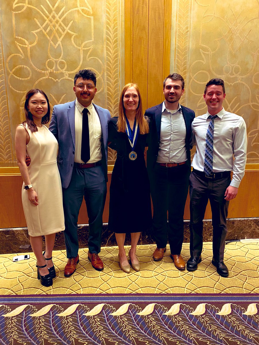 CooperKHayes's tweet photo. What a wonderful night celebrating my mentor @LisaNAkhtar’s investiture with the rest of the Akhtar lab. Congratulations Lisa! You deserve it! @LuriePedsID @ChrisKVillota https://t.co/jZ6NXGbGtk